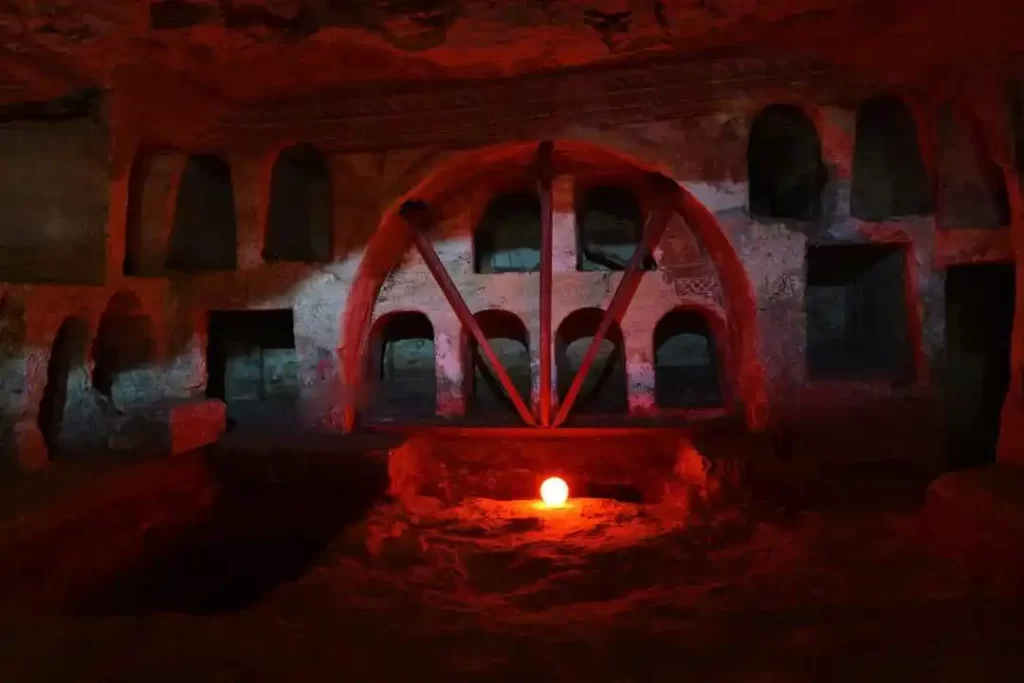 Home 166 احدى الغرف الاثرية في قويلبة